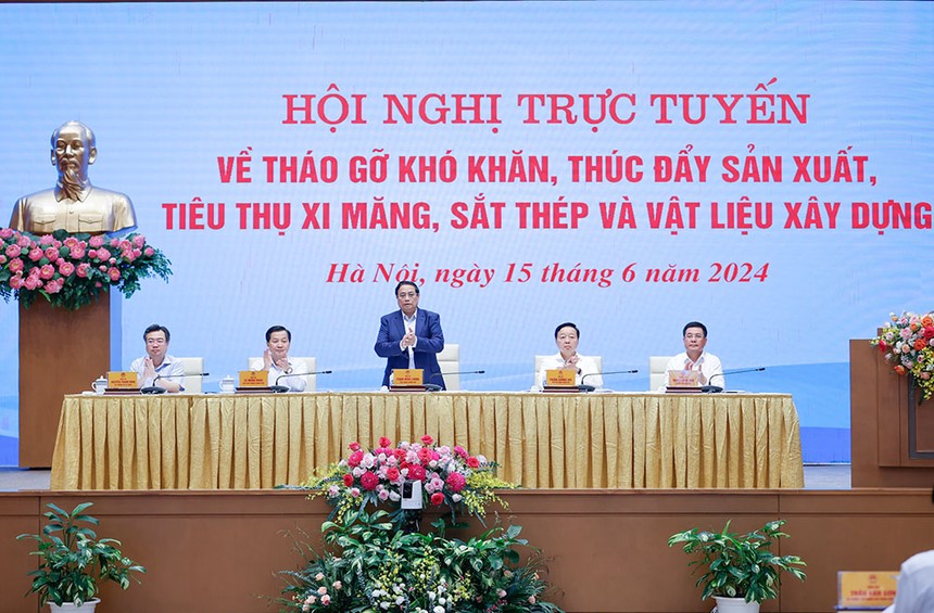 Thủ tướng chủ trì Hội nghị tháo gỡ khó khăn ngành xi măng, sắt thép, VLXD