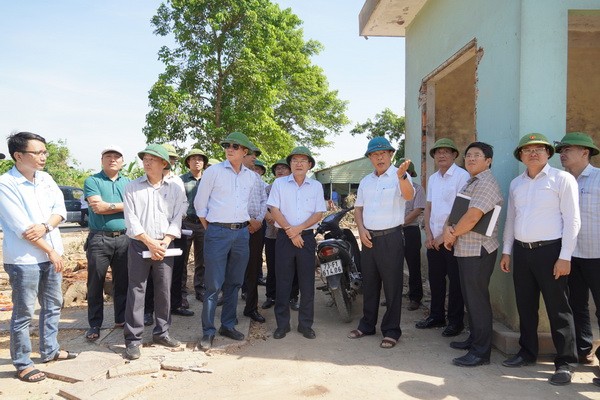 Lãnh đạo tỉnh Quảng Bình đi kiểm tra công tác GPMB dự án cao tốc Bắc -Nam tại khu vực Nhà máy Tinh bột sắn Sông Dinh