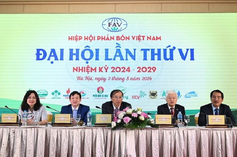 Hiệp hội Phân bón Việt Nam đã hoạt động đúng theo Điều lệ Hiệp hội, tuân thủ pháp luật Nhà nước, đặt mục đích sự phát triển ngành, quyền lợi của doanh nghiệp lên trên hết, chí công vô tư.