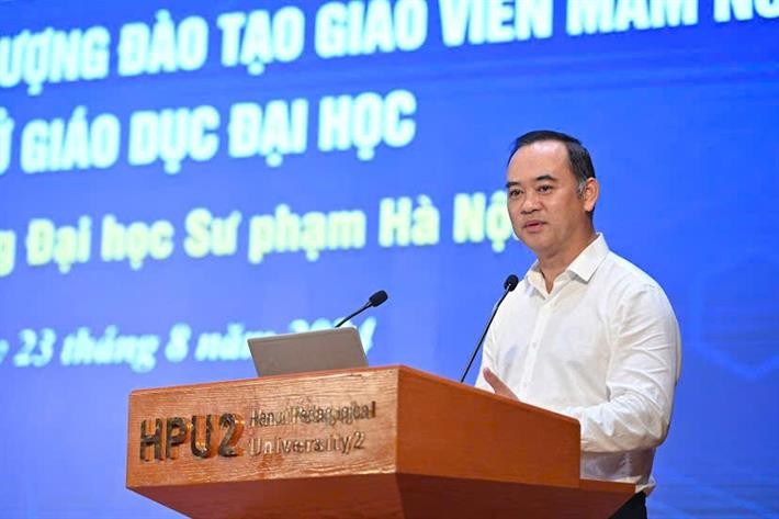 Ông Trần Nam Tú - Phó Vụ trưởng Vụ khoa học, Công nghệ và Môi trường, Bộ GD&ĐT. 