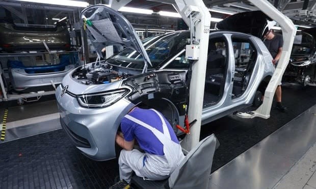 Dây chuyền lắp ráp tại nhà máy Volkswagen ở Zwickau, Đức. Ảnh: Bloomberg