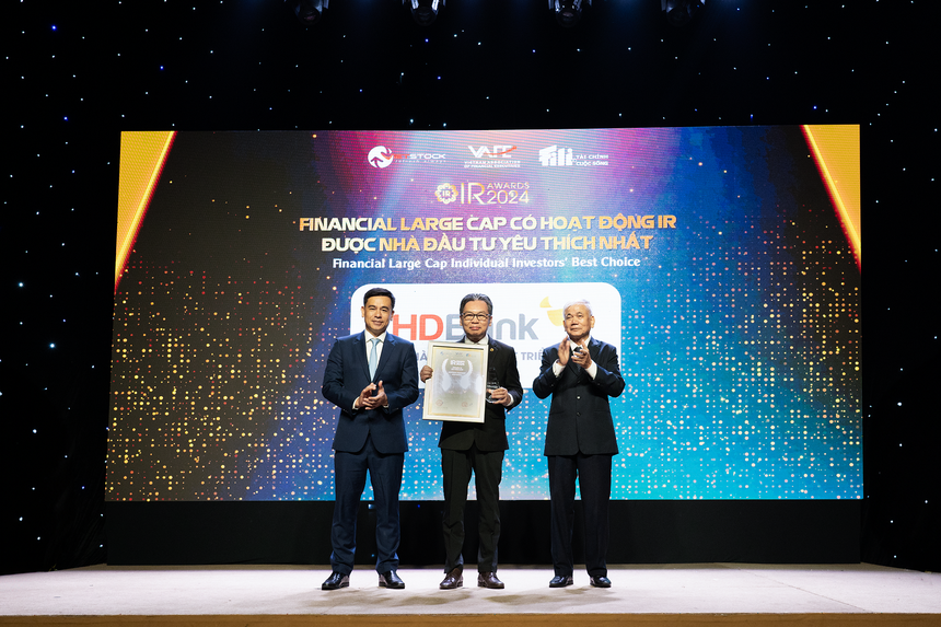 IR AWARDS 2024: HDBank khẳng định vị thế trong quan hệ nhà đầu tư quốc tế