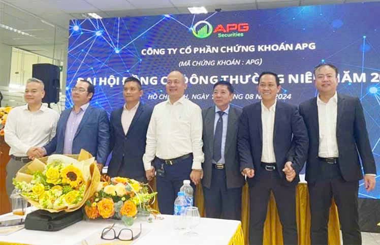 Chứng khoán APG: Sắp lộ diện bên mua là tổ chức 