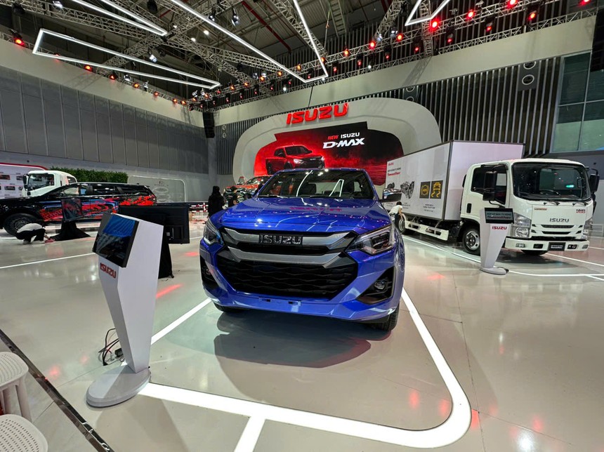 Isuzu, Mitsubishi “độc chiếm” phân khúc xe bán tải tại Vietnam Motor Show 2024 