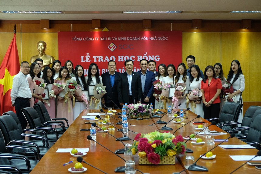 SCIC trao học bổng nâng bước tài năng trẻ năm 2020