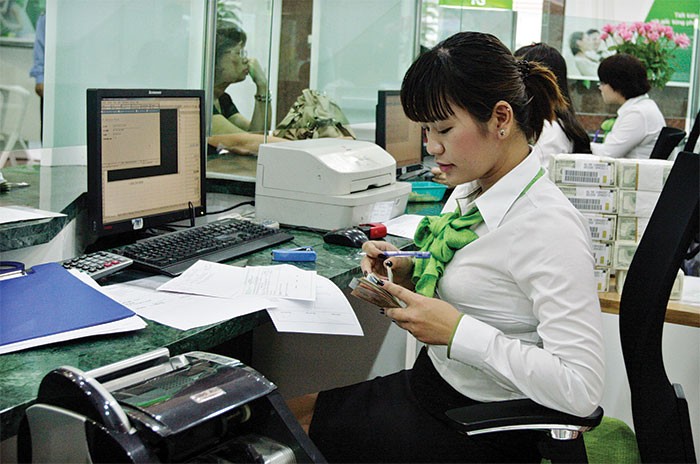 Ngày 27/2, tỷ giá USD/VND tại Vietcombank được niêm yết 21.340 - 21.390 đồng/USD, tăng 5 đồng ở cả hai chiều mua vào - bán ra