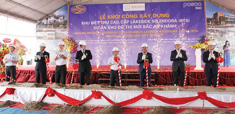 Sau khi SCIC tham gia quản trị, điều hành, Vinaconex có nhiều chuyển biến tích cực 
và tái khởi động dự án Khu đô thị Splendora