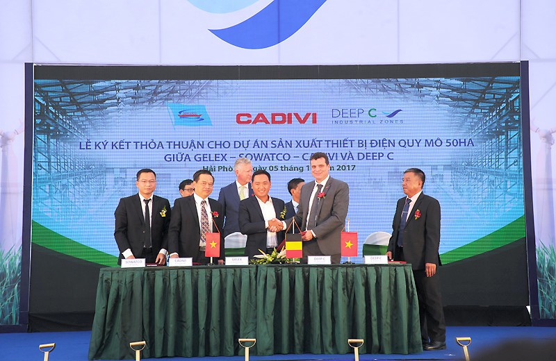 Lễ kí kết thoả thuận cho dự án sản xuất thiết bị điện quy mô 50ha của Gelex tại Khu công nghiệp Cảng cửa ngõ Quốc tế Hải Phòng (Deep C III).