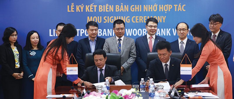 LienVietPostBank ký kết MOU với Woori Bank Việt Nam