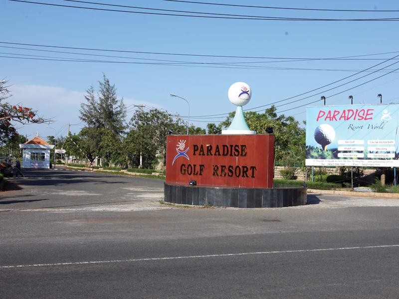 Hàng chục năm qua, chủ đầu tư Vũng Tàu Paradise đã khai thác quỹ đất 220 ha, trong đó có 1 sân golf, 2 khu khách sạn, nhà hàng...