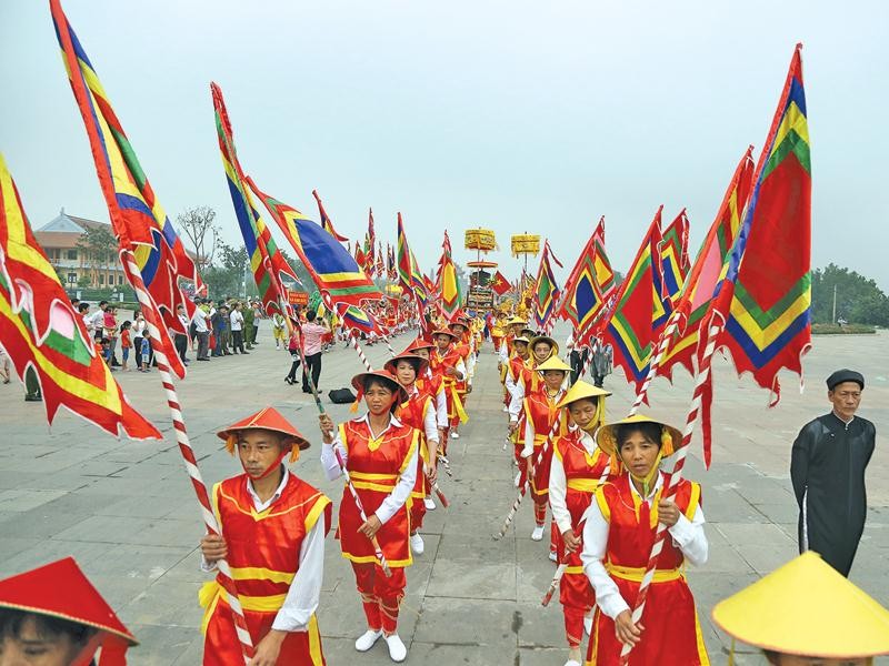 Yếu tố tâm linh ẩn chứa sâu sắc trong tín ngưỡng thờ cúng Hùng Vương và Lễ hội Đền Hùng.