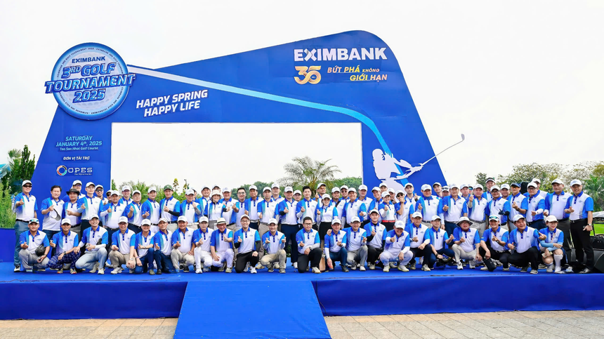 Không chỉ là những cuộc tranh tài kịch tính trên sân, giải Eximbank Golf Tournament 2025 còn là không gian để chia sẻ, kết nối và tri ân.