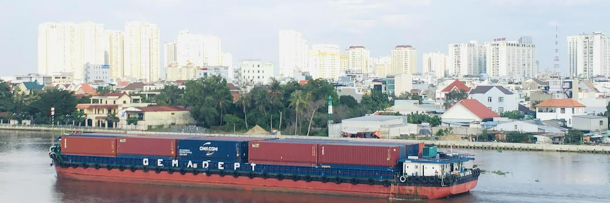 Hòa Phát (HPG): Có 2 công ty đầu tư dây chuyền sản xuất ván lót sàn container