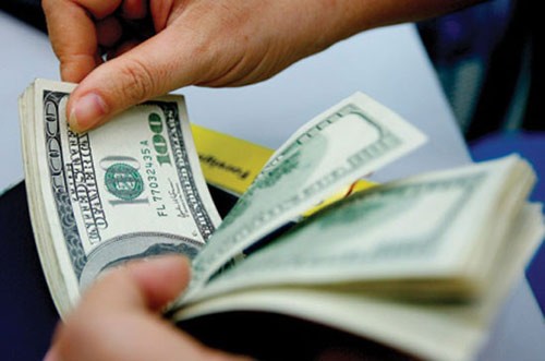 Tỷ giá trung tâm ngày 13/1 giảm 4 đồng/USD, tỷ giá ngân hàng giảm sâu