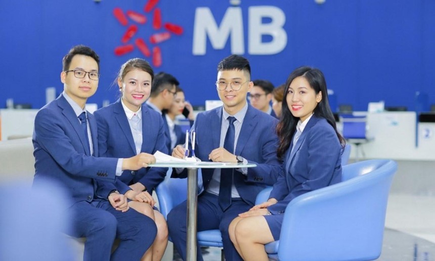 Ngân hàng MB (MBB) chốt quyền chia cổ tức 5% bằng tiền và dự họp đại hội bất thường