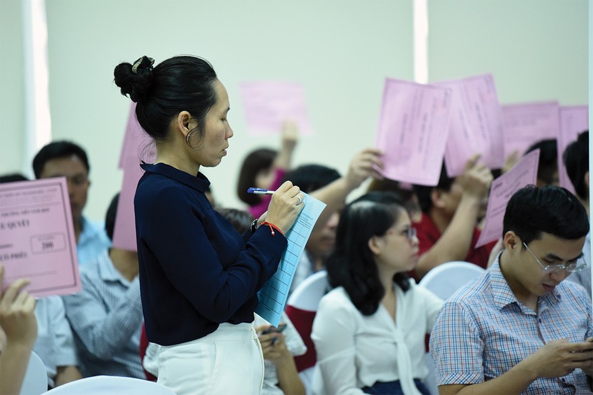 Đại hội muộn, doanh nghiệp có chuyện “khó nói“