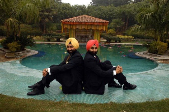 Shivinder Singh và Malvinder Singh từng được xem là những doanh nhân giàu nhất Ấn Độ vì từng sở hữu tập đoàn Dược phẩm Ranbaxy và một chuỗi bệnh viện nổi tiếng.