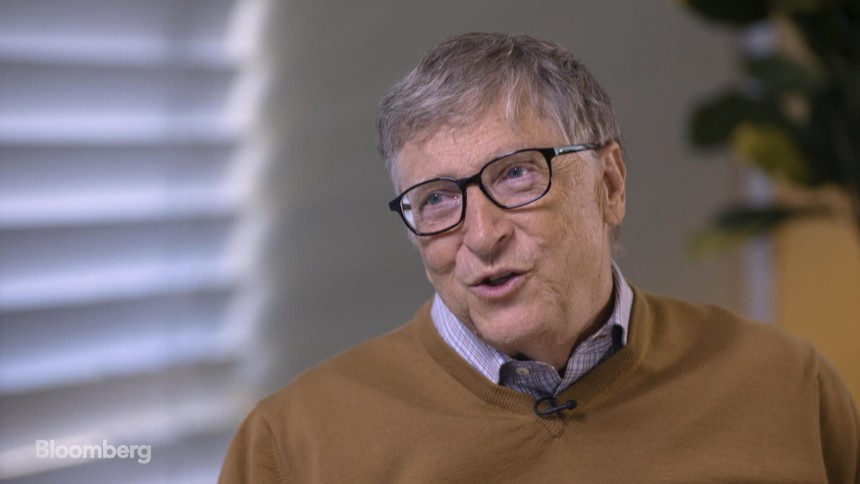 Đồng sáng lập Microsoft Bill Gates trong cuộc phỏng vấn với Bloomberg. Ảnh: Bloomberg.