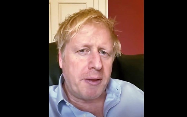 Thủ tướng Anh Boris Johnson trong thời gian cách ly tại nhà. (Ảnh: Washington Post).