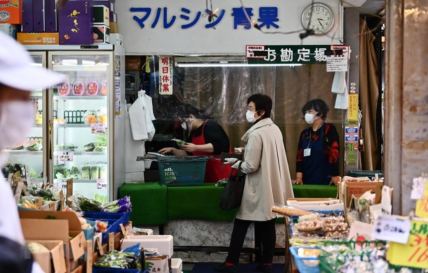 Một cửa hàng tạp hóa ở Tokyo, Nhật Bản. (Ảnh: AFP/TTXVN).