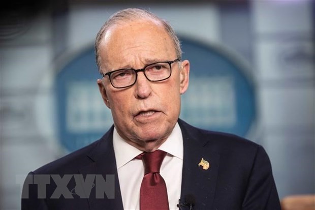 Giám đốc Hội đồng Kinh tế Quốc gia Mỹ Larry Kudlow phát biểu tại cuộc họp báo ở Washington, DC.. (Ảnh: AFP/TTXVN).