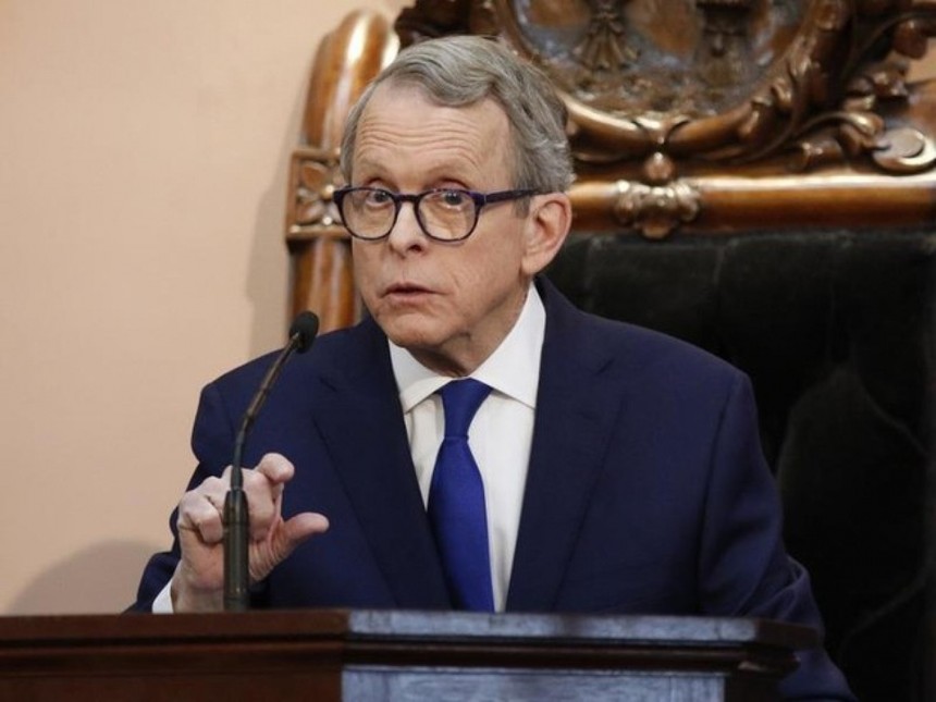 Thống đốc bang Ohio Mike DeWine. (Ảnh: AP/Paul Vernon).