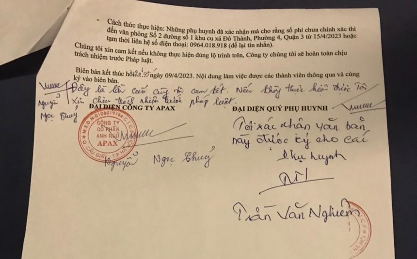 Dòng viết tay của ông Nguyễn Ngọc Thủy, Chủ tịch HĐQT Apax Holdings trong biên bản làm việc với phụ huynh TP.HCM ngày 9/4.