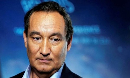 CEO Munoz sẽ không từ chức sau khủng hoảng truyền thông của United Airlines. Ảnh: BBC