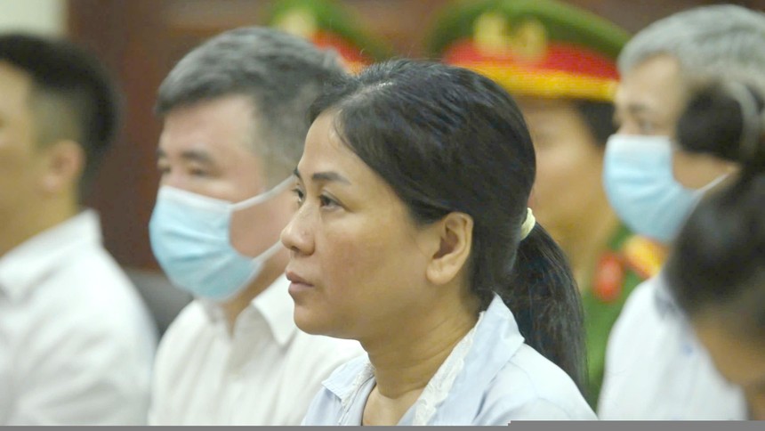 Nhiều bị cáo nộp tiền khắc phục, Viện Kiểm sát đề nghị giảm án.