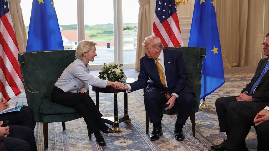 Tổng thống Trump công bố thỏa thuận thương mại với EU