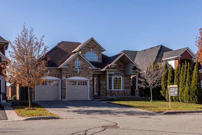 Thị trường bất động sản Canada đang phải chịu tác động lớn bởi lãi suất vay tăng cao