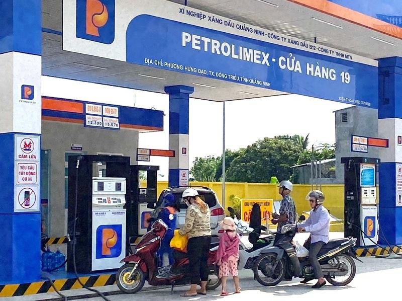 Doanh thu cao nhất từ trước đến nay nhưng Petrolimex vừa báo lỗ 141 tỷ đồng.