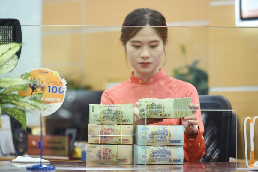 Khoảng cách tín dụng - huy động của hệ thống ngân hàng ngày càng nới rộng