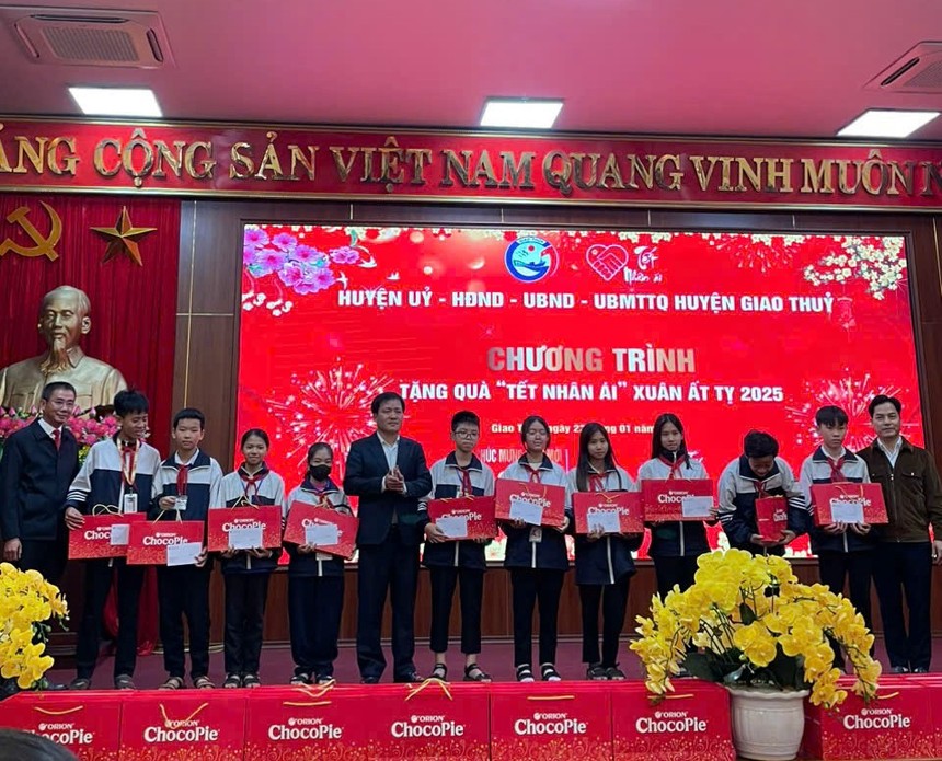 Công ty CP Khu công nghiệp 1369 tham gia hoạt động vì cộng đồng tại Nam Định