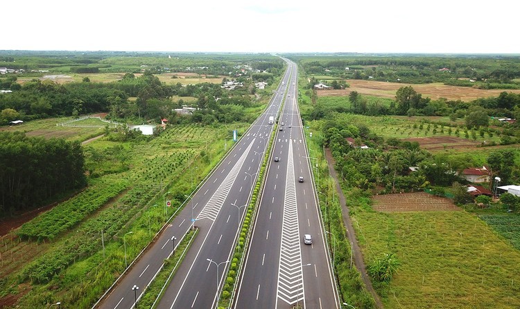 Triển khai đầu tư xây dựng 124,13 km đường cao tốc Gia Nghĩa - Chơn Thành