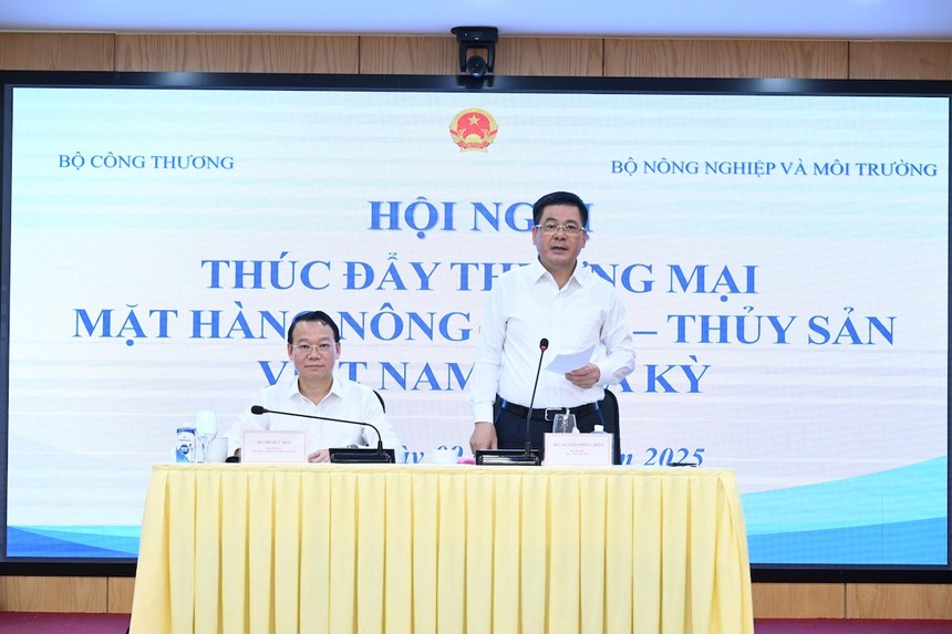 Bộ trưởng Công thương Nguyễn Hồng Diên nói, các Bộ ngành sớm gỡ rào cản kỹ thuật, mở cửa thị trường để nông sản Mỹ vào Việt Nam.