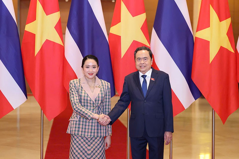 Chủ tịch Quốc hội Trần Thanh Mẫn và Thủ tướng Thái Lan Paetongtarn Shinawatra. Ảnh: Đức Thanh