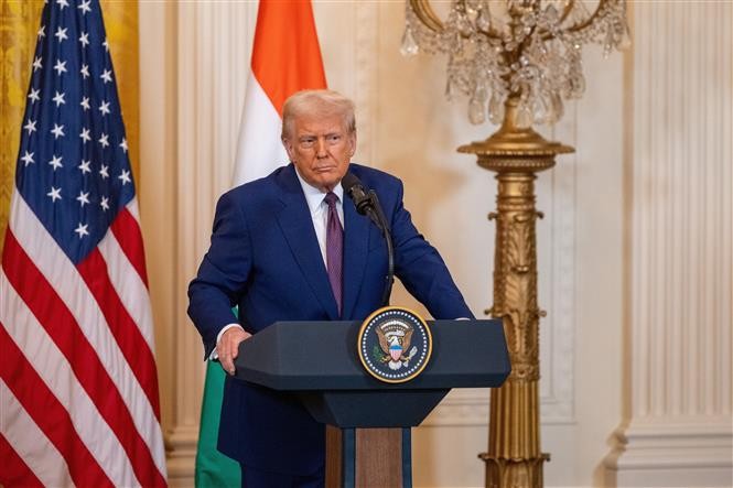 Tổng thống Mỹ Donald Trump phát biểu tại cuộc họp báo ở Nhà Trắng, Washington, D.C., ngày 14/2/2025. Ảnh: THX/TTXVN