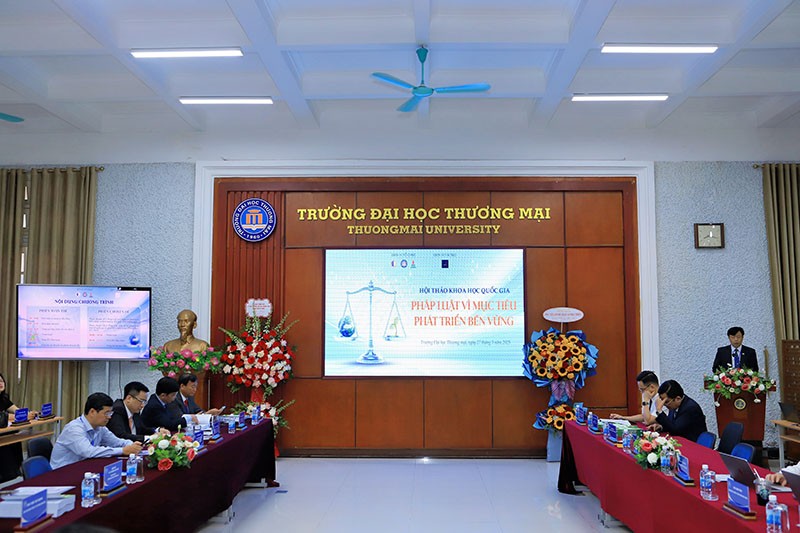 Hội thảo khoa học quốc gia “Pháp luật vì mục tiêu phát triển bền vững”. Ảnh: Hùng Anh