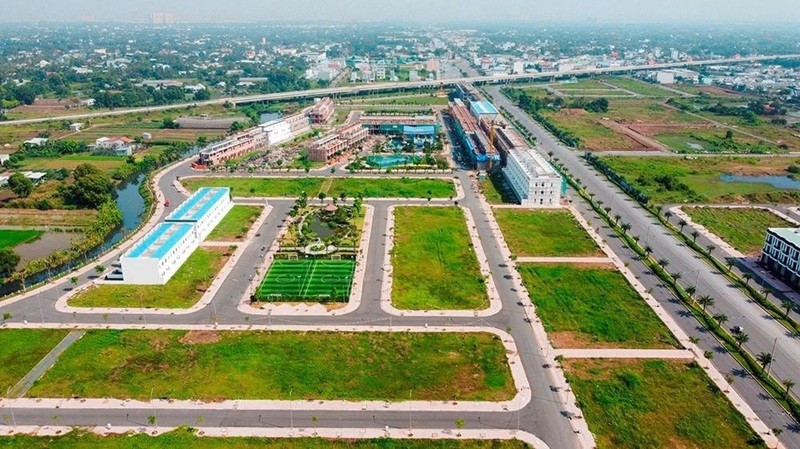 Quỹ phát triển đất là quỹ tài chính nhà nước ngoài ngân sách, trực thuộc Ủy ban nhân dân cấp tỉnh do Ủy ban nhân dân cấp tỉnh quyết định thành lập, hoạt động độc lập với ngân sách nhà nước, không vì mục đích lợi nhuận, bảo toàn và phát triển vốn.