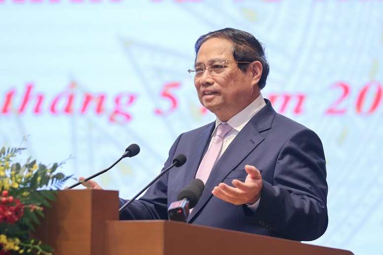 Thủ tướng phát biểu tại Tọa đàm với doanh nghiệp, hiệp hội doanh nghiệp để thực hiện hiệu quả Nghị quyết 68-NQ/TW của Bộ Chính trị về phát triển kinh tế tư nhân ngày 31/5. Ảnh: Nhật Bắc