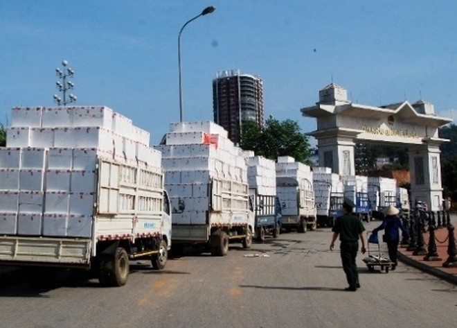 Theo Bộ Công thương, chỉ những mặt hàng trong danh mục mới được phép nhập khẩu theo hình thức cư dân biên giới.