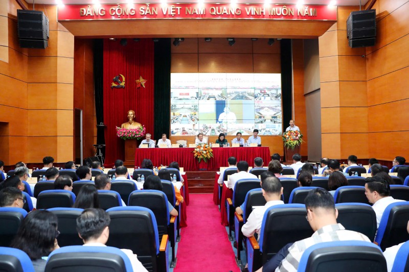 Theo báo cáo của Bộ VHTTDL, tháng 6/2025, cả nước có 4.346 doanh nghiệp lữ hành quốc tế. Ảnh: Trần Huấn.