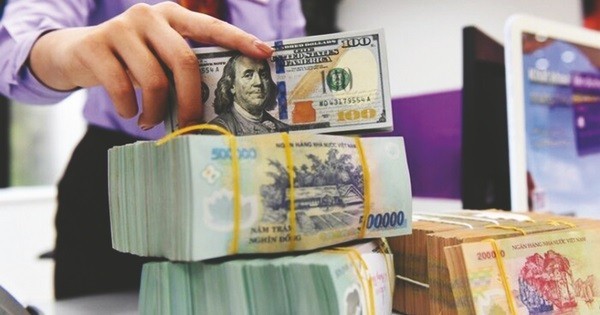Tỷ giá ngân hàng chạm trần 