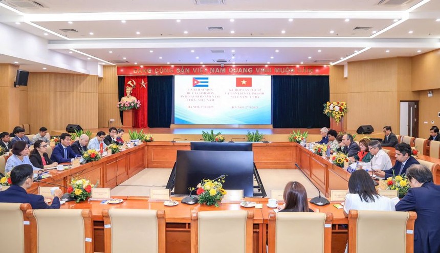 Quang cảnh phiên khai mạc Kỳ họp lần thứ 42 Ủy ban liên Chính phủ Việt Nam - Cuba.