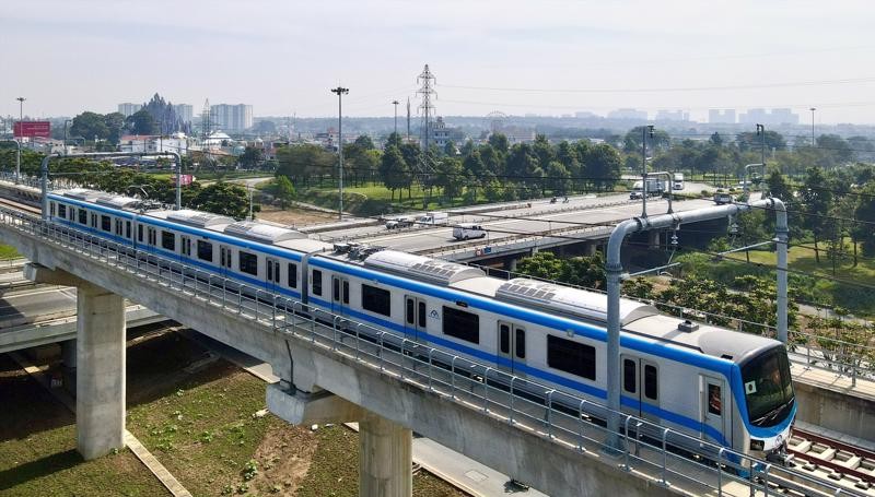 Tuyến Metro số 1 (Bến Thành - Suối Tiên) tại TP.HCM đã được đưa vào vận hành.