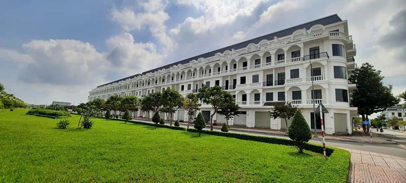 Khu dân cư trên đường Võ Văn Kiệt, phường Long Châu, tỉnh Vĩnh Long.