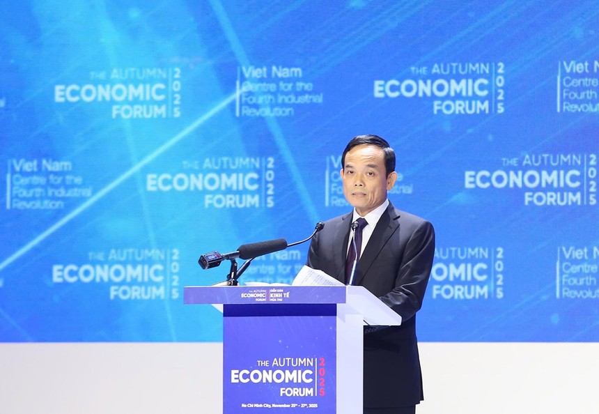 Bí thư Thành ủy TP.HCM Trần Lưu Quang phát biểu khai mạc Diễn đàn. Ảnh: Trọng Tín.