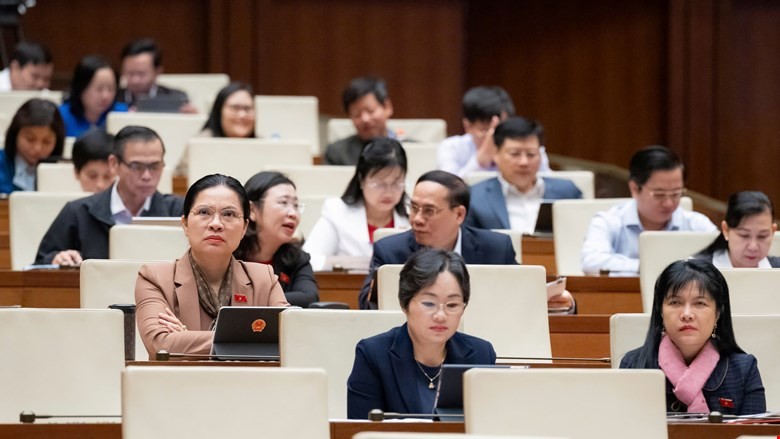 Kỳ họp thứ 10 của Quốc hội đã qua 7 tuần làm việc. 