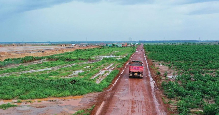 Dự án Vành đai 4 TP.HCM có tổng chiều dài hơn 200 km với tổng mức đầu tư giai đoạn 1 hơn 120.412 tỷ đồng. Ảnh: Song Lê